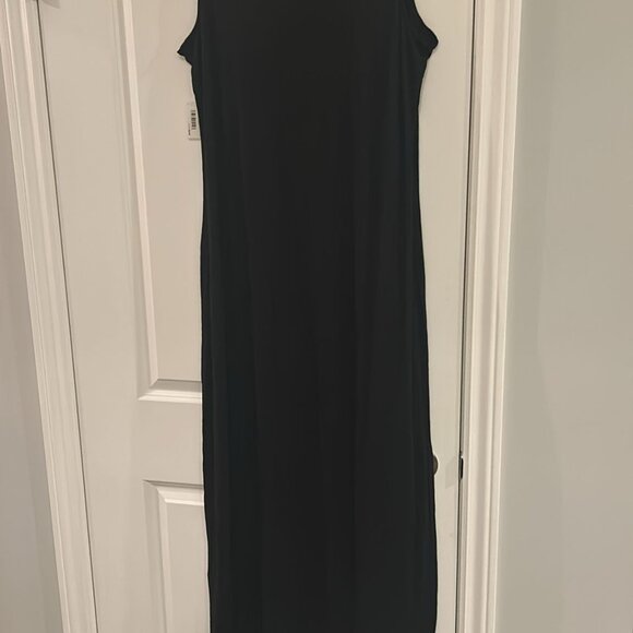 Black Amazon Dress - Picture 2 of 5